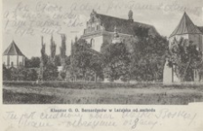 Klasztor O. O. Bernardynów w Leżajsku od zachodu [Pocztówka]