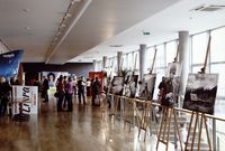 Filharmonia Rzeszowska : Ogólnopolska Wystawa Fotografii Podróżniczej [Fotografia]