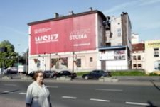 Ul. Głowackiego róg Piłsudskiego - reklama WSIiZ [Fotografia]